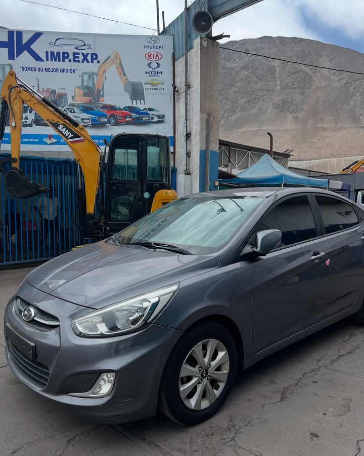 HYUNDAI ACCENT 2016